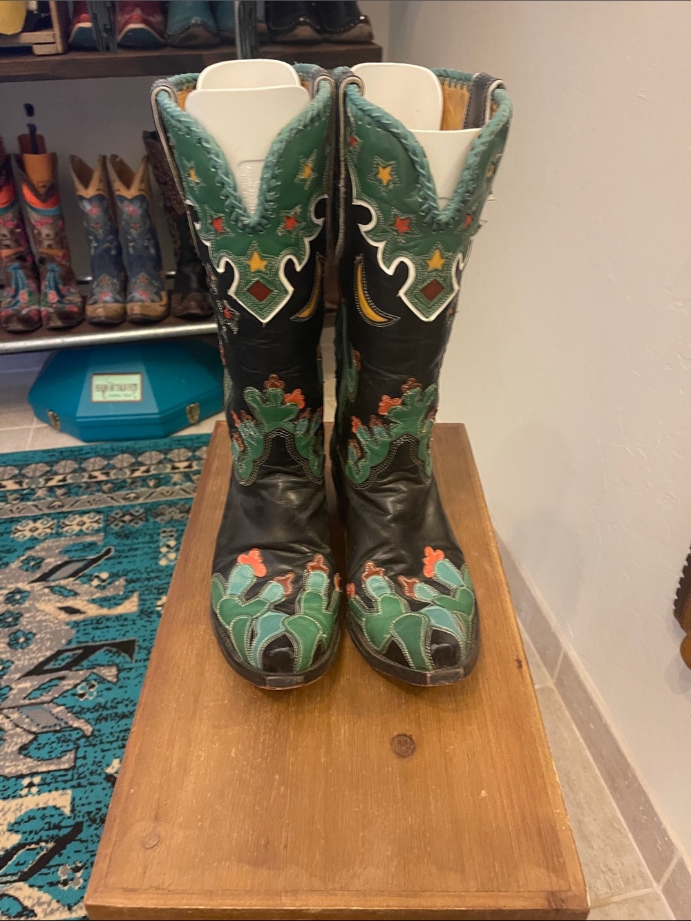 Old Gringo Black with Green & Turquoise Embroidered Western Boots - Picture 6 of 11